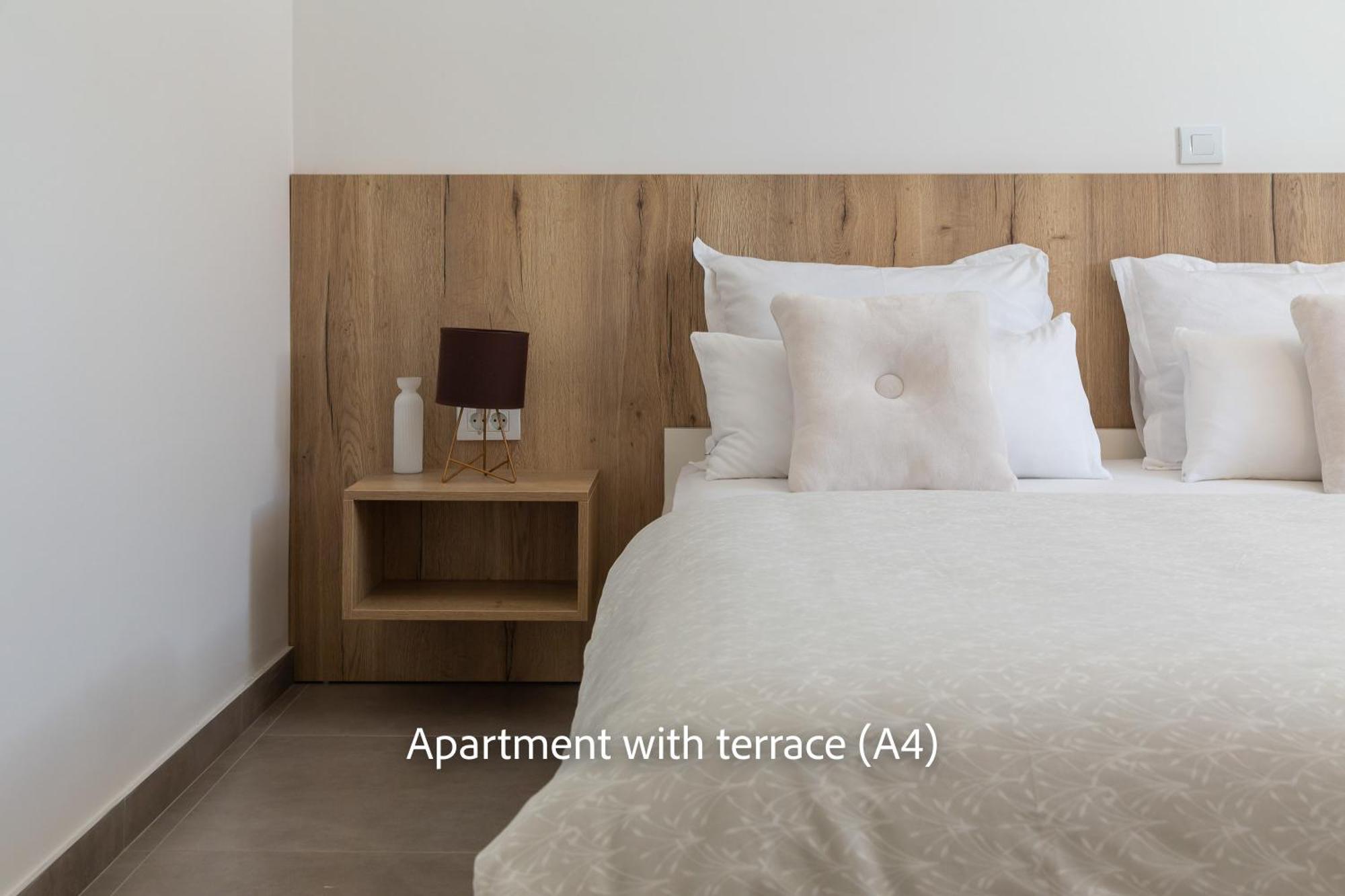 La Adriatique Apartment *
