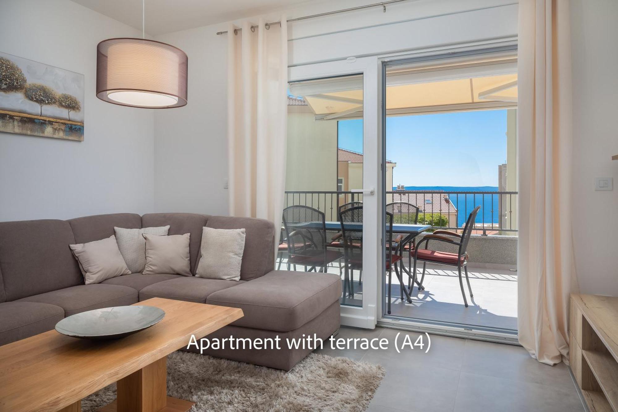La Adriatique Apartment *