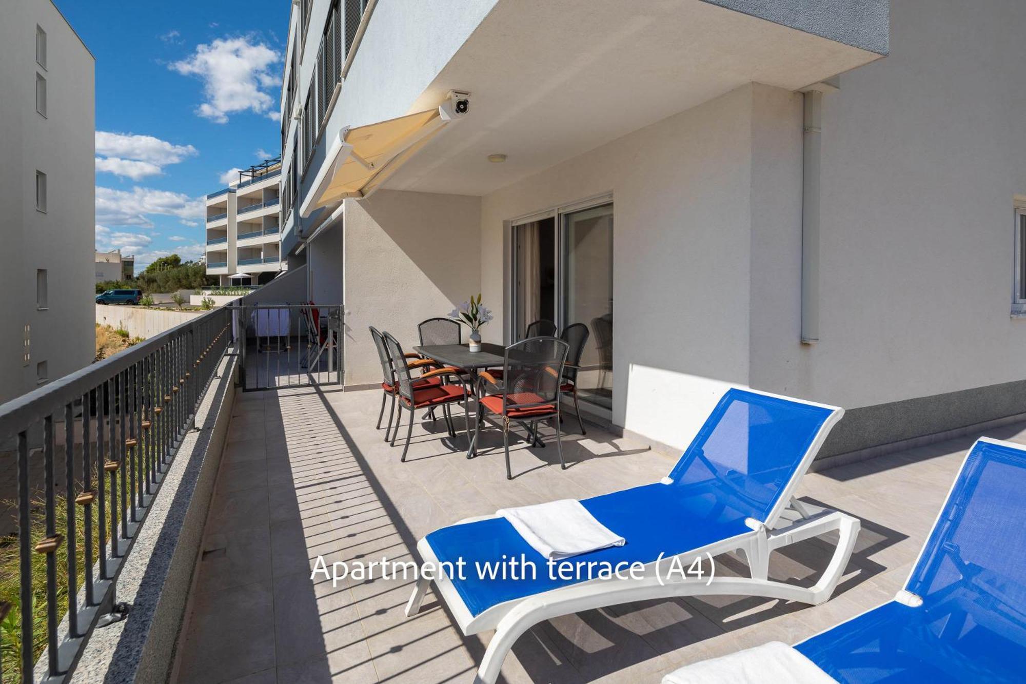 La Adriatique Apartman *